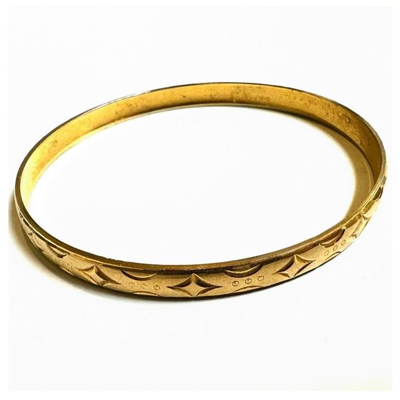 Gold plated patterned  bangle bracelet - Picture 1 of 8